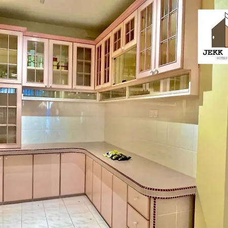 Jekk Home - Homestay Kt Kuala Terengganu Exterior photo